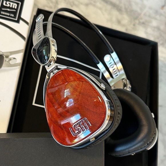 NWOT LSTN Troubadour Headphones Cherry Wood